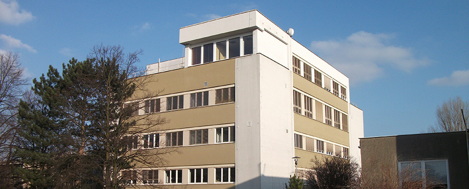 B1 building of IEB ASCR in Prague 6 – Lysolaje